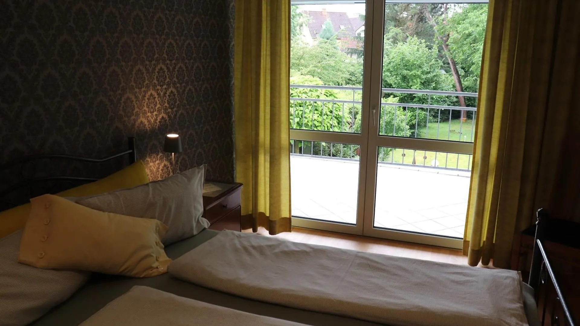 Ferienwohnung Orts-Idyll Erlenbach am Main Apartment